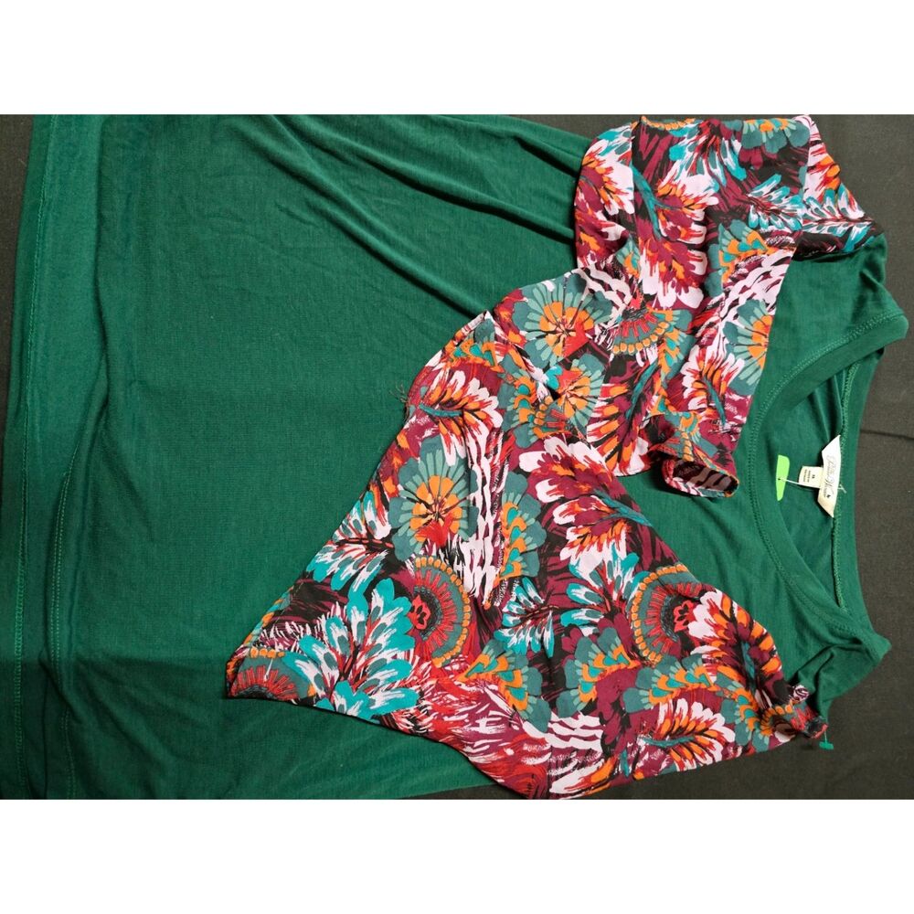 The Pioneer Woman Floral Panel Short Sleeve Top - Emerald Green (Medium)